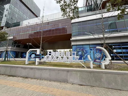 廳局級干部轉身創業 40歲出走體制，全職創業是否值得？